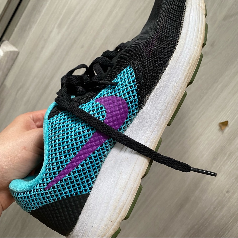 Nike shoes